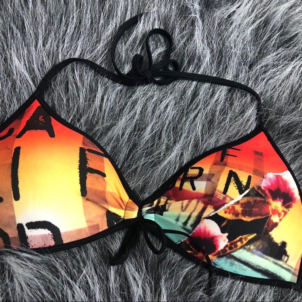 Cutest Bikini....!!! S - Picture 2 of 8